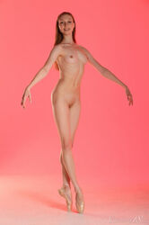 skinny naked asses. Photo #2