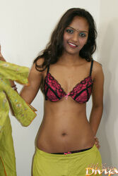 indian girls nude photos. Photo #4
